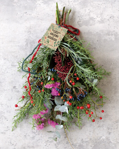 【12月のレコメンドフラワーフェア　ナチュラルなクリスマス🎄「グリーン＆ベリー」🍎冬の暮らしにぬくもりを】