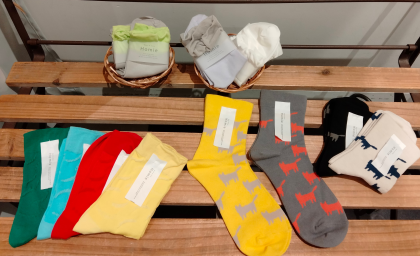 春色靴下入荷致しました！