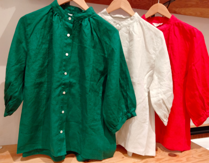 梅雨時期にピッタリなリネンシャツ入荷致しました！