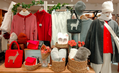 新作ニットベスト入荷致しました！