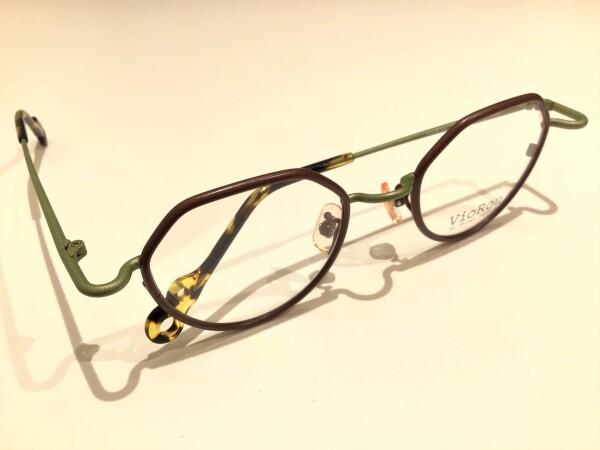 Vio Rou　Atsushi　入荷しました