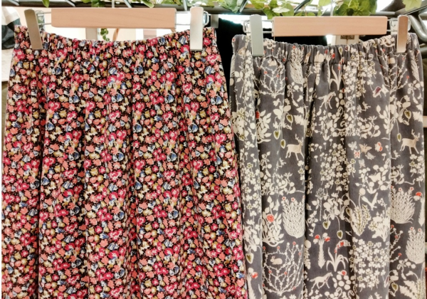 LIBERTYプリントのスカート入荷しました！