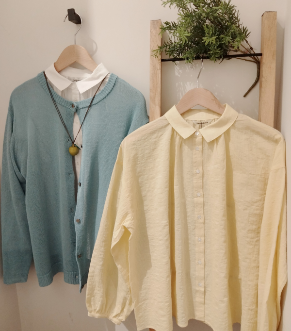 新作ブラウス入荷致しました！