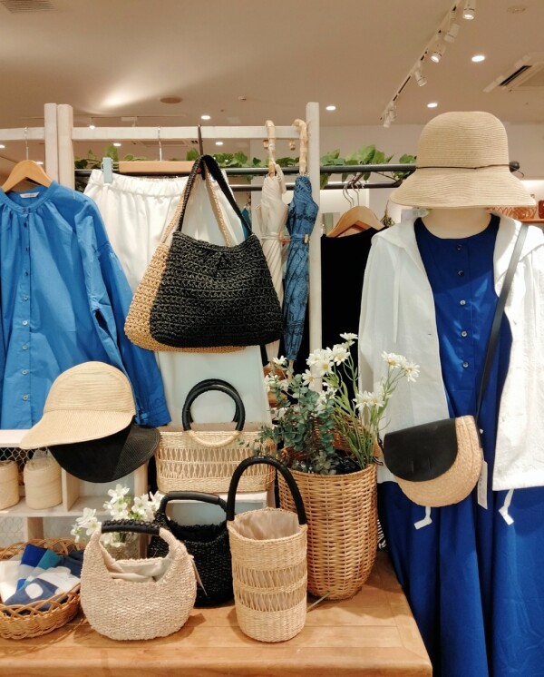 春夏に活躍！かご雑貨入荷しました♪