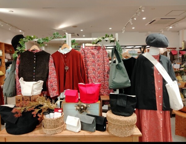 帆布トート＆ポーチ入荷しました！