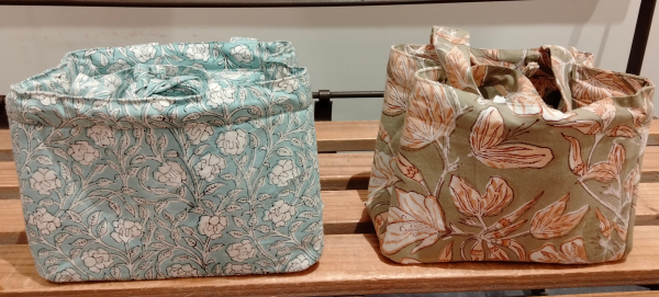 新作保冷バッグ入荷致しました！