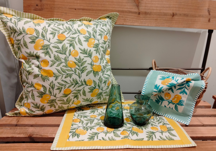 レモン柄ファブリック入荷致しました！